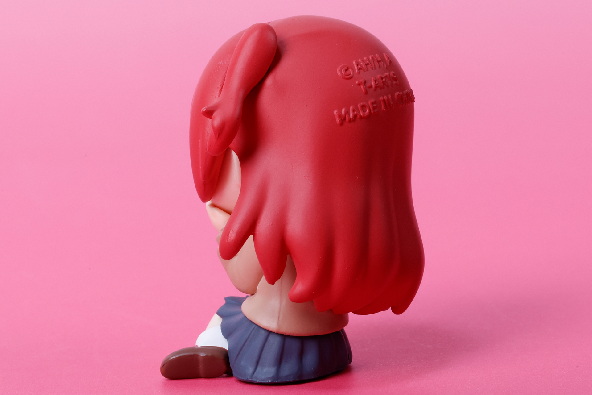 靴の裏側はソール部分の形状も再現されている