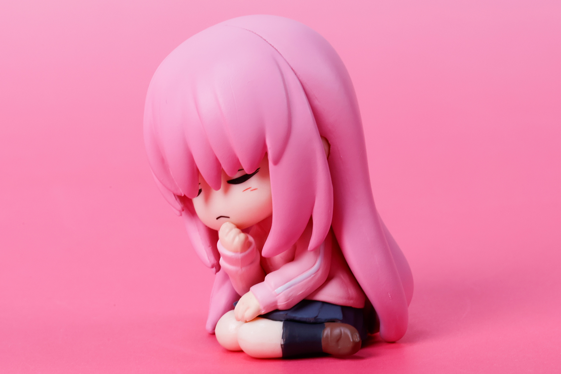 何かに思いを巡らせていたのだろうか？