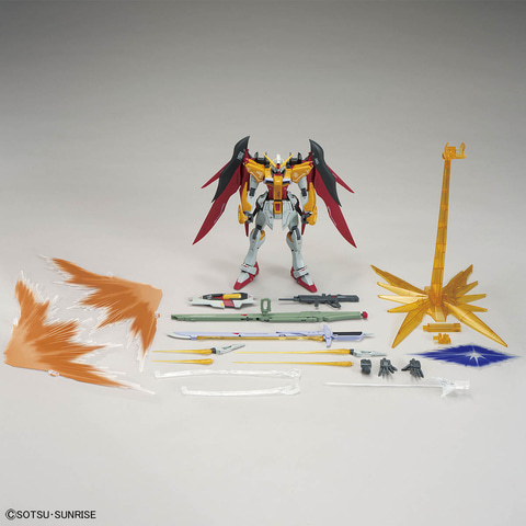 ガンダムベースにてガンプラ「MG 1/100 デスティニーガンダム