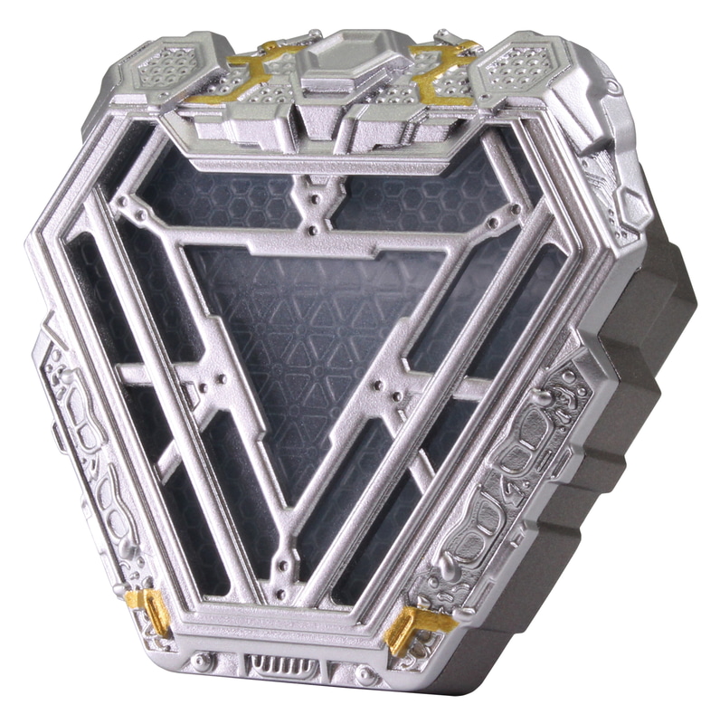 「アイアンマンヘッド」に付属するLED台座を取り付け可能