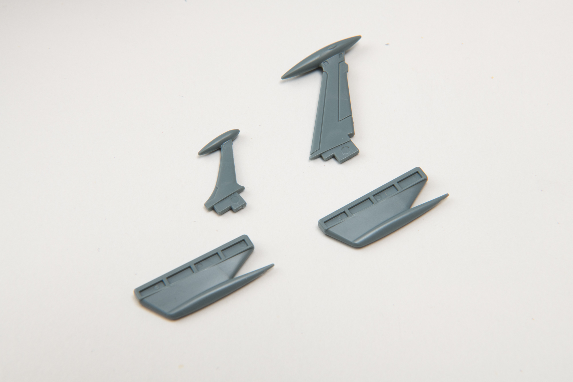 船底につけるパーツ。小さく折れやすいため取り扱いに気をつけたい。