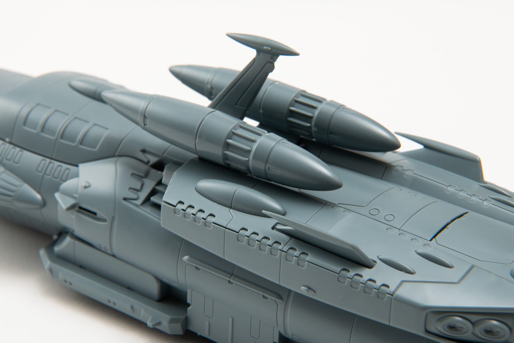 取り付けるだけで底面にも立体感が出てくる。