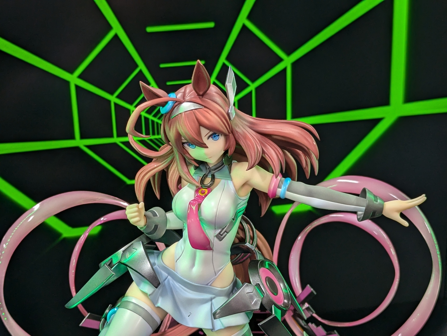 緑色だと同じフィギュアながらも、なんだか少し清々しさが感じられる