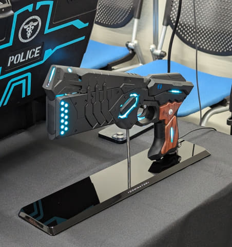 PSYCHO-PASS サイコパス ドミネーター用ディスプレイスタンド2