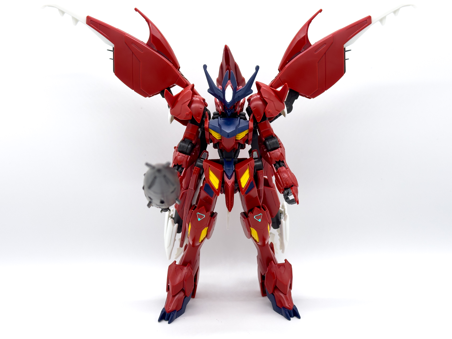 背面ブースターが迫力あるデザインとなっています。