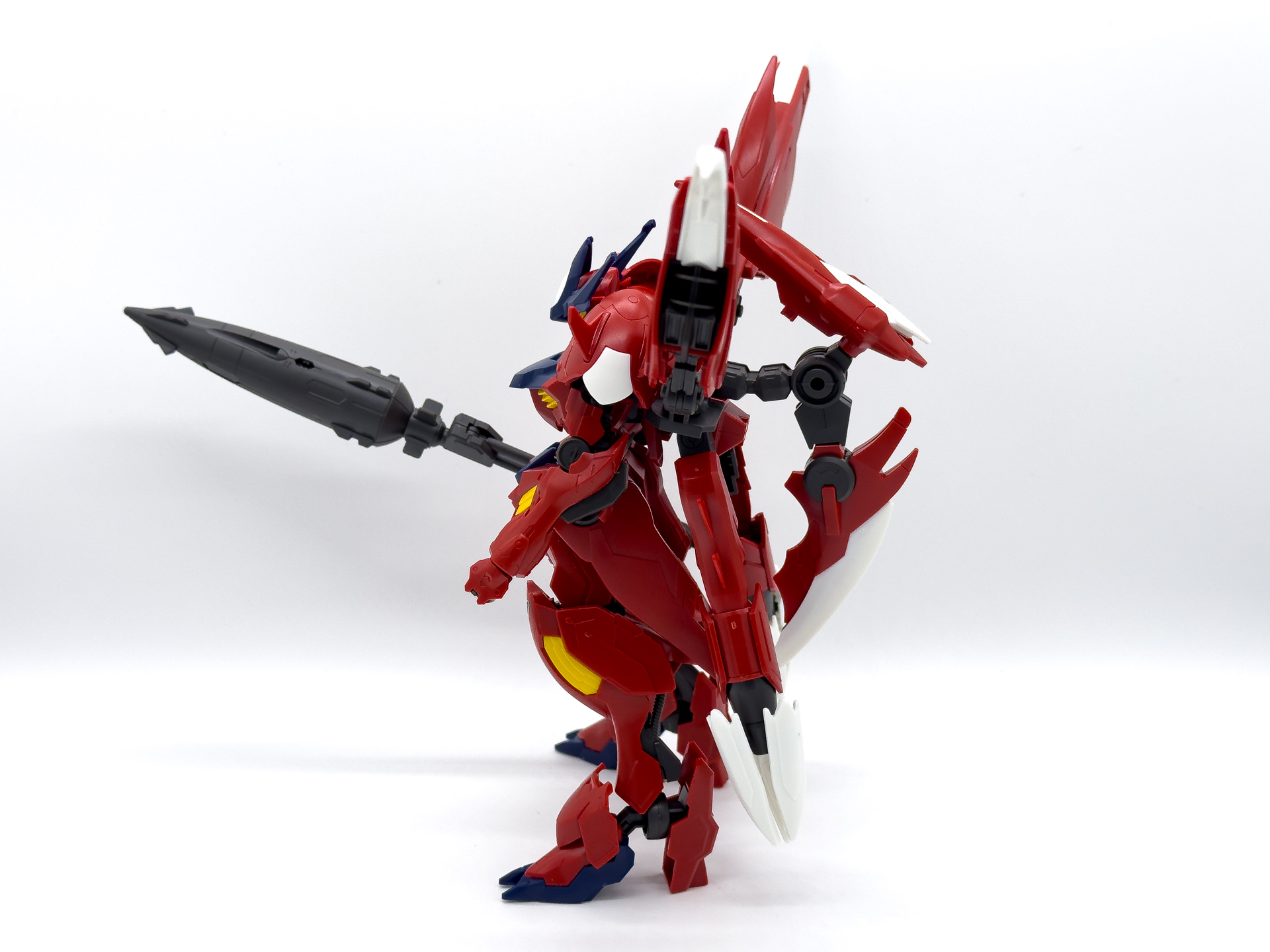 背面ブースターが迫力あるデザインとなっています。