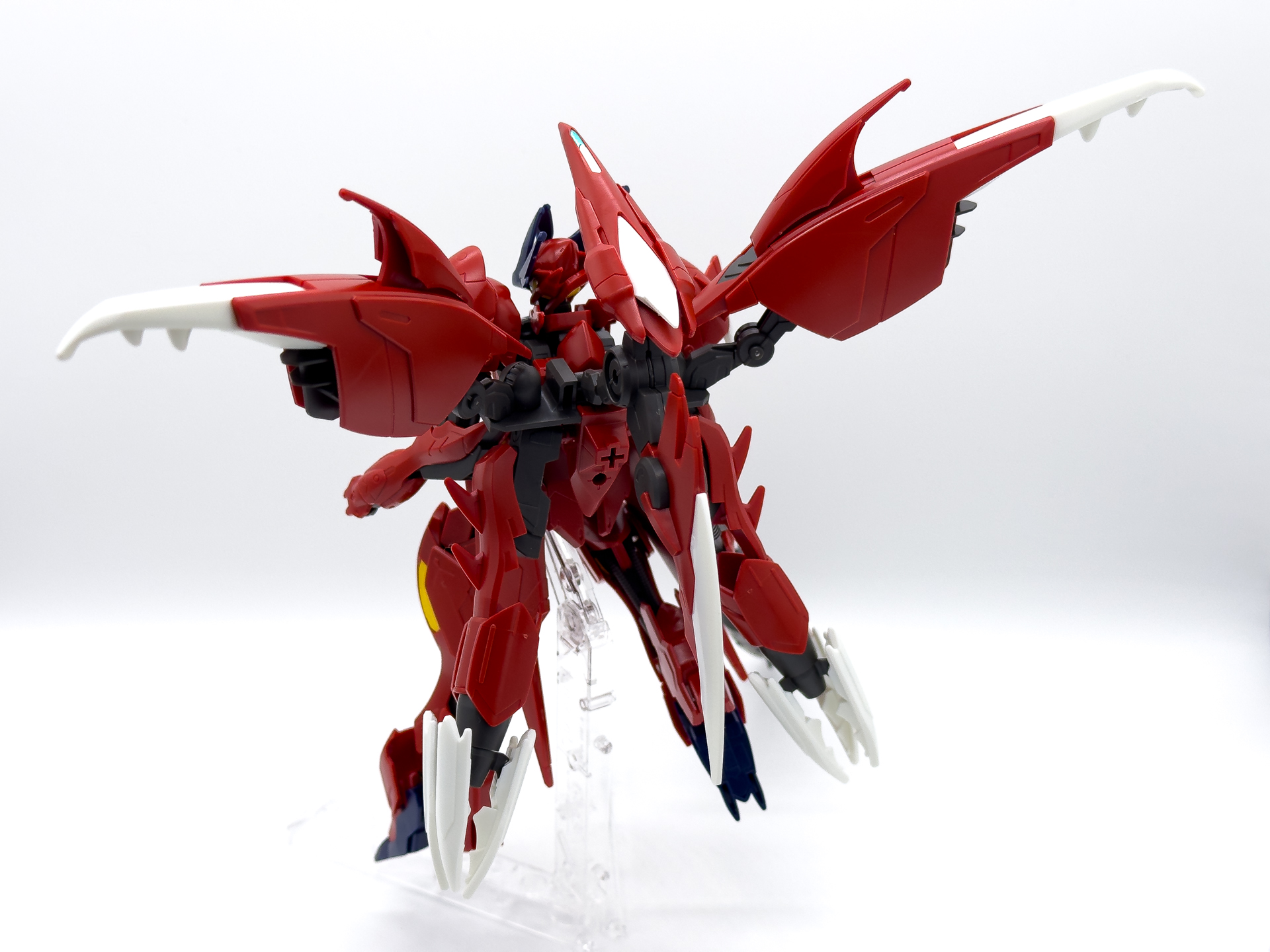 アメイジングブースター天式はアメイジングバルバトスルプスと同等のサイズ感となっています。