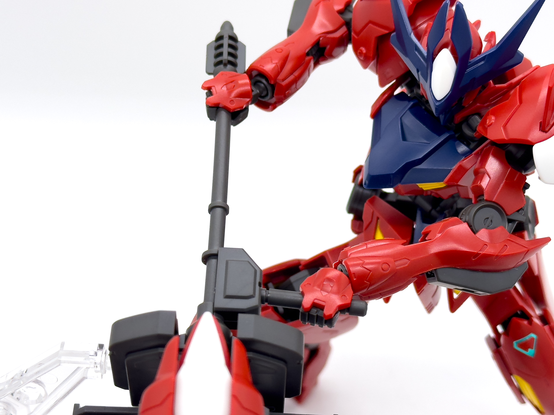 角度付き手首パーツはアメイジングアイアンブラッドの両手持ちにも使用します。