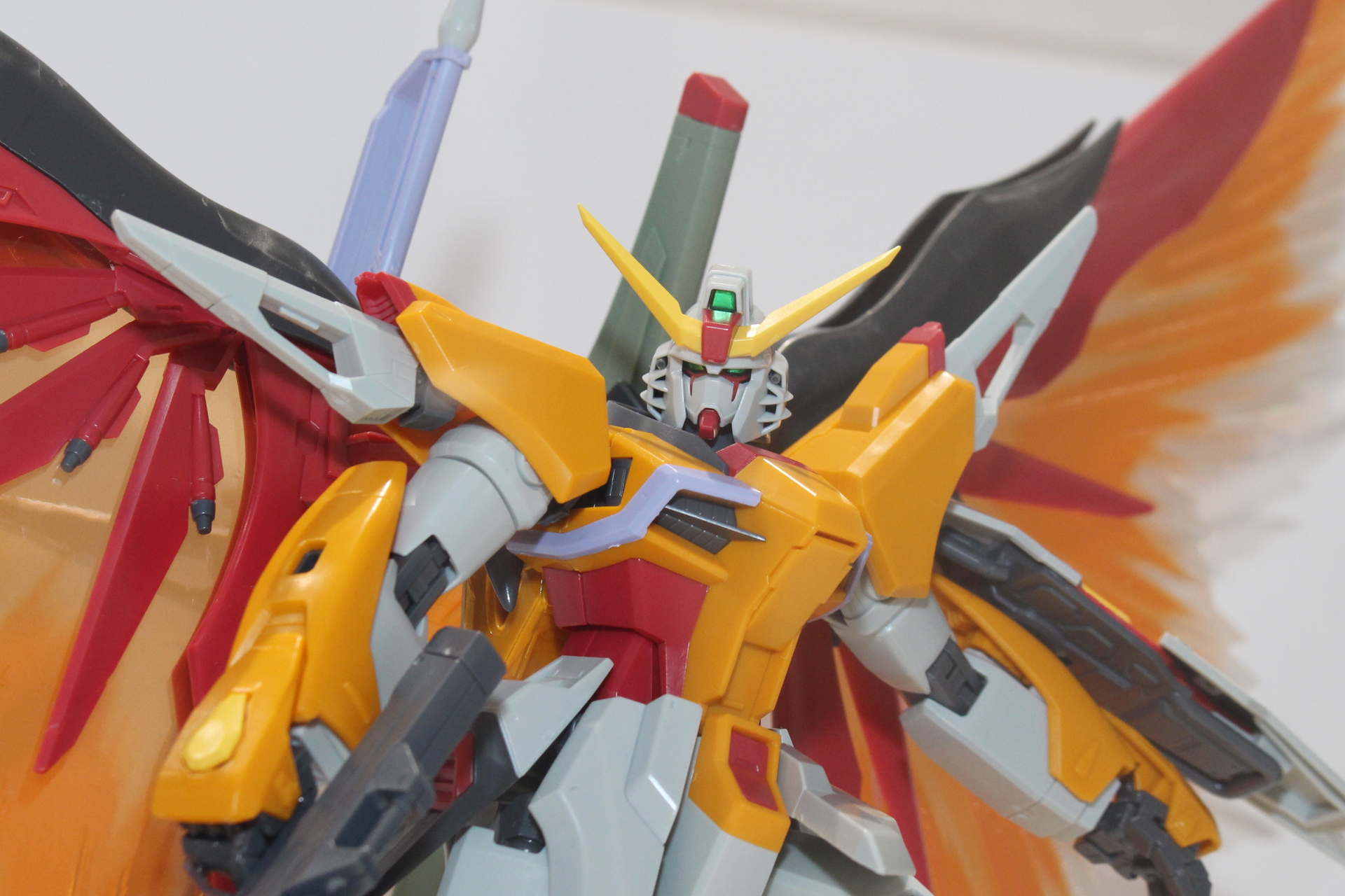 MGシリーズの1/100スケールはかなり迫力がある