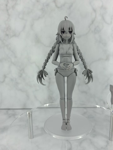 このすば」アイリス、めぐみん、ゆんゆんのアイドル衣装フィギュアも