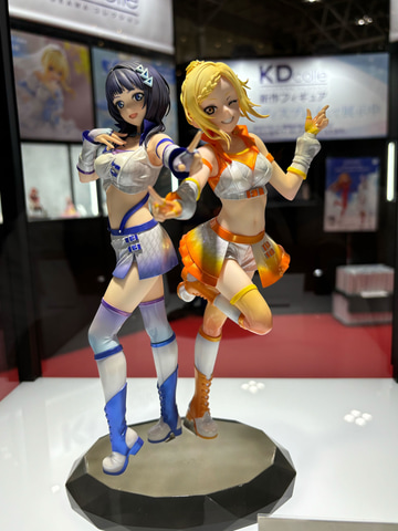 朝香果林＆宮下愛 1/7スケールフィギュア SUPER NOVA ver.（ラブ