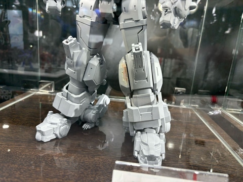真ゲッター1」と「ゴーショーグン」の可動フィギュアがMOSHOW