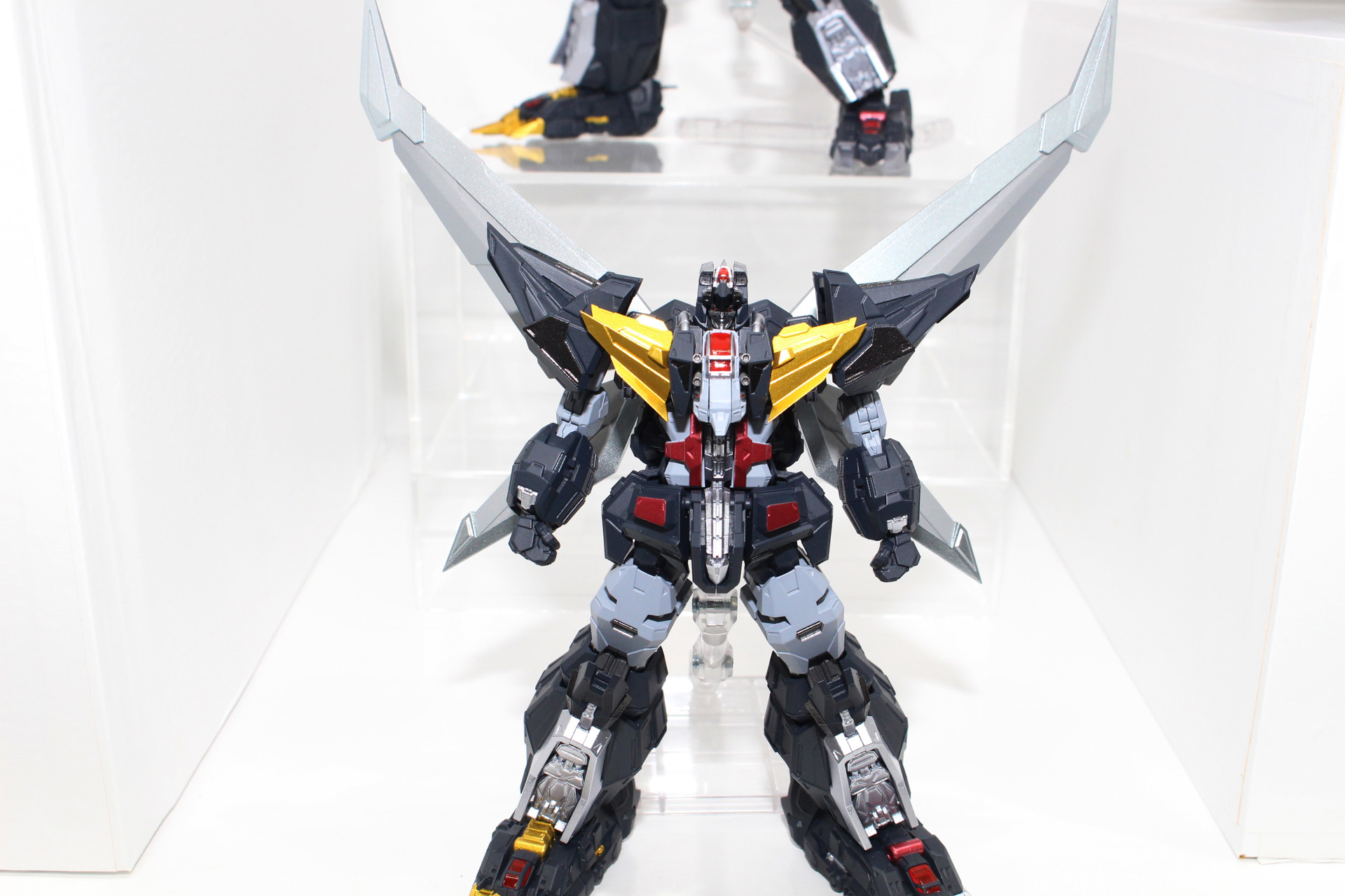 「SMP ALTERNATIVE DESTINY ダンクーガ」は来春発売予定