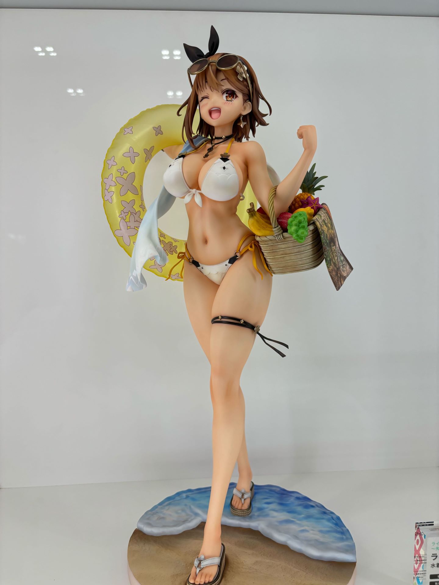 デザインココ「ライザリン・シュタウト 水着Ver.」。1/4スケールのビッグサイズで褐色ライザが登場。価格は高額になりそうだがボリューム満点なフィギュア