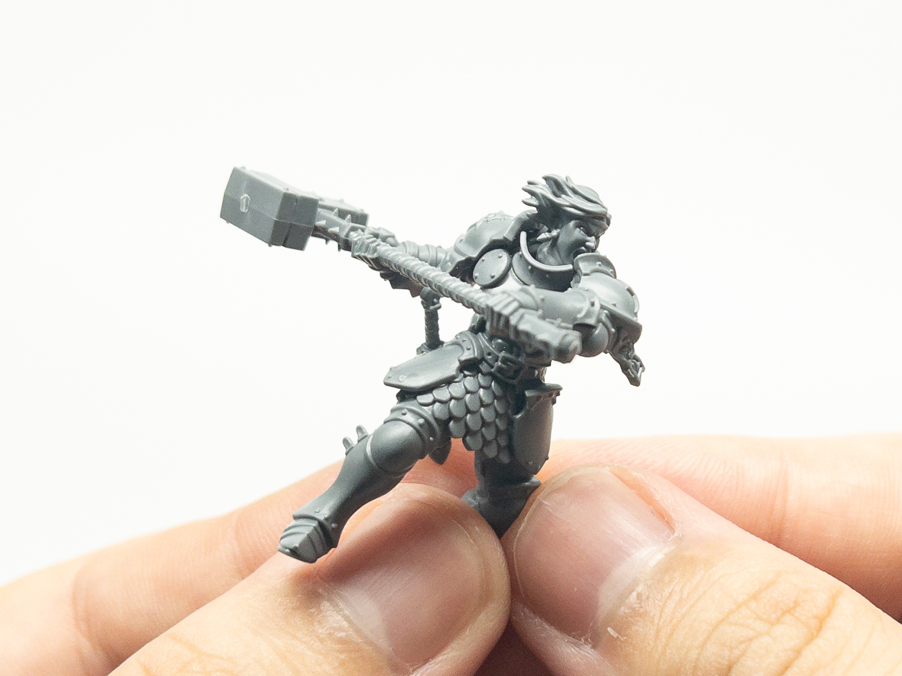 完成した「リベレイター」の別の1体