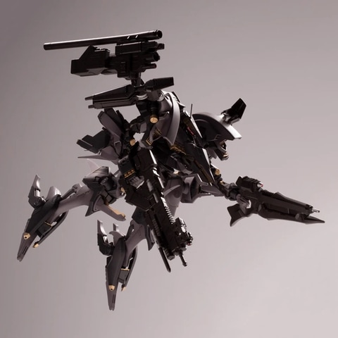 アーマード・コア4」よりプラモデル「レイレナード 03-AALIYAH
