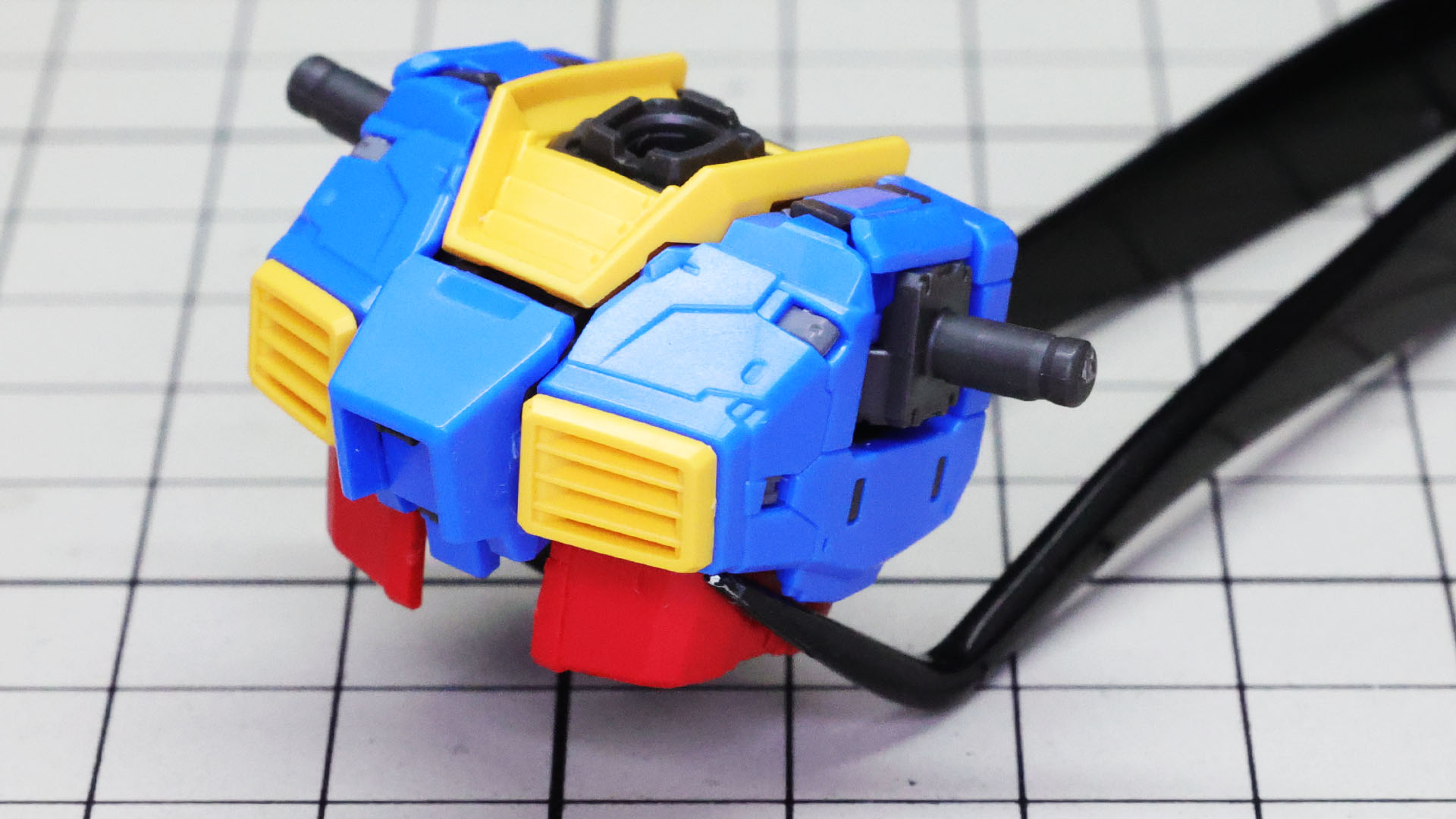 ハイディテールの胴体部・上部ができあがります