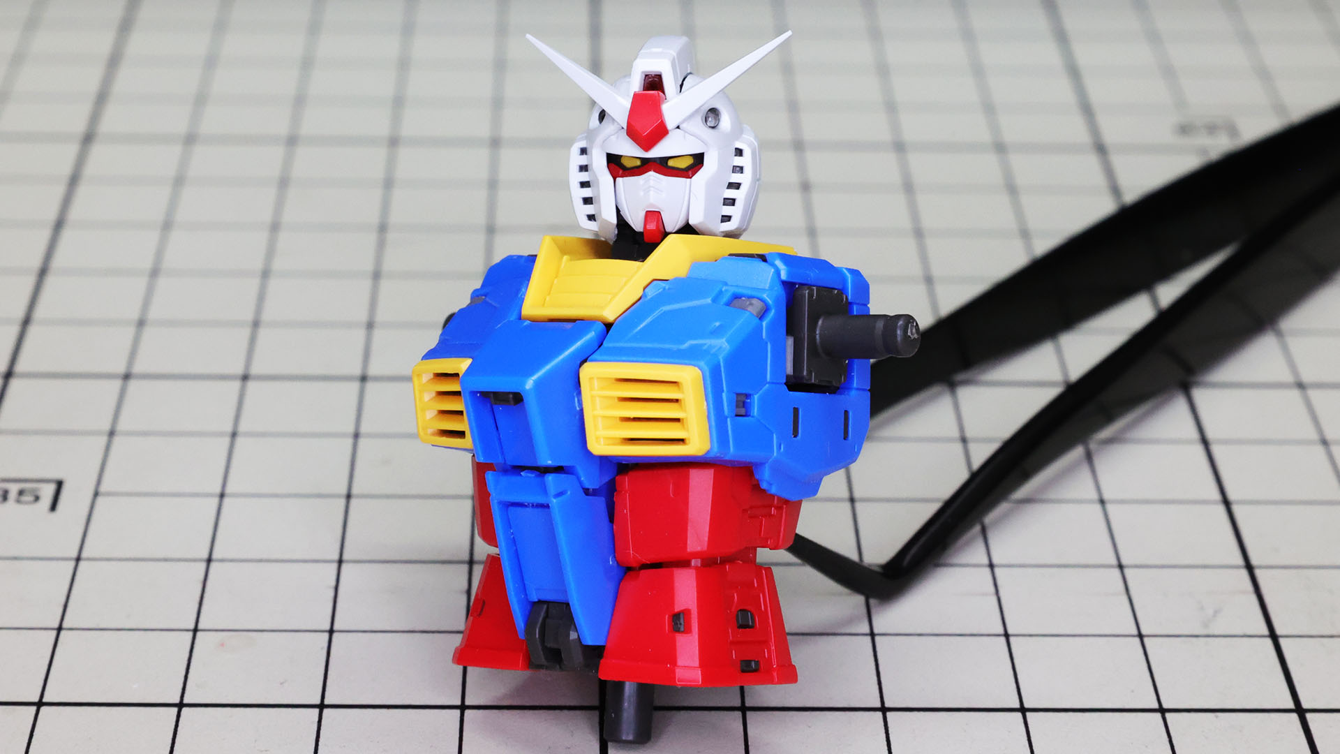 ボディ（上部）と接続。うん、これはかっこいいです