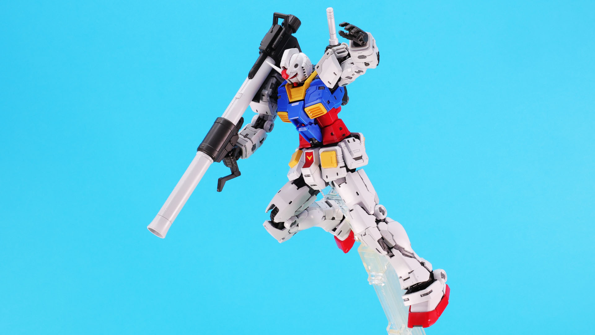 ホワイトベースのカタパルトデッキから飛び降りる