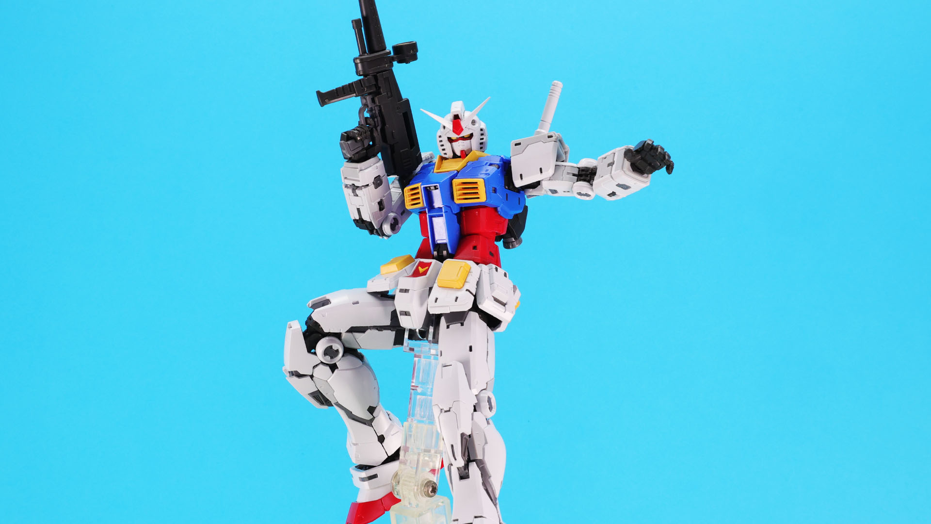 ビーム・ライフルに持ち替えて火力の違いを見せつける