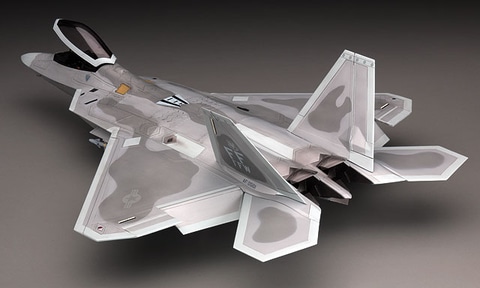 アメリカ空軍の制空戦闘機「F-22 ラプター」のプラモ再販分が