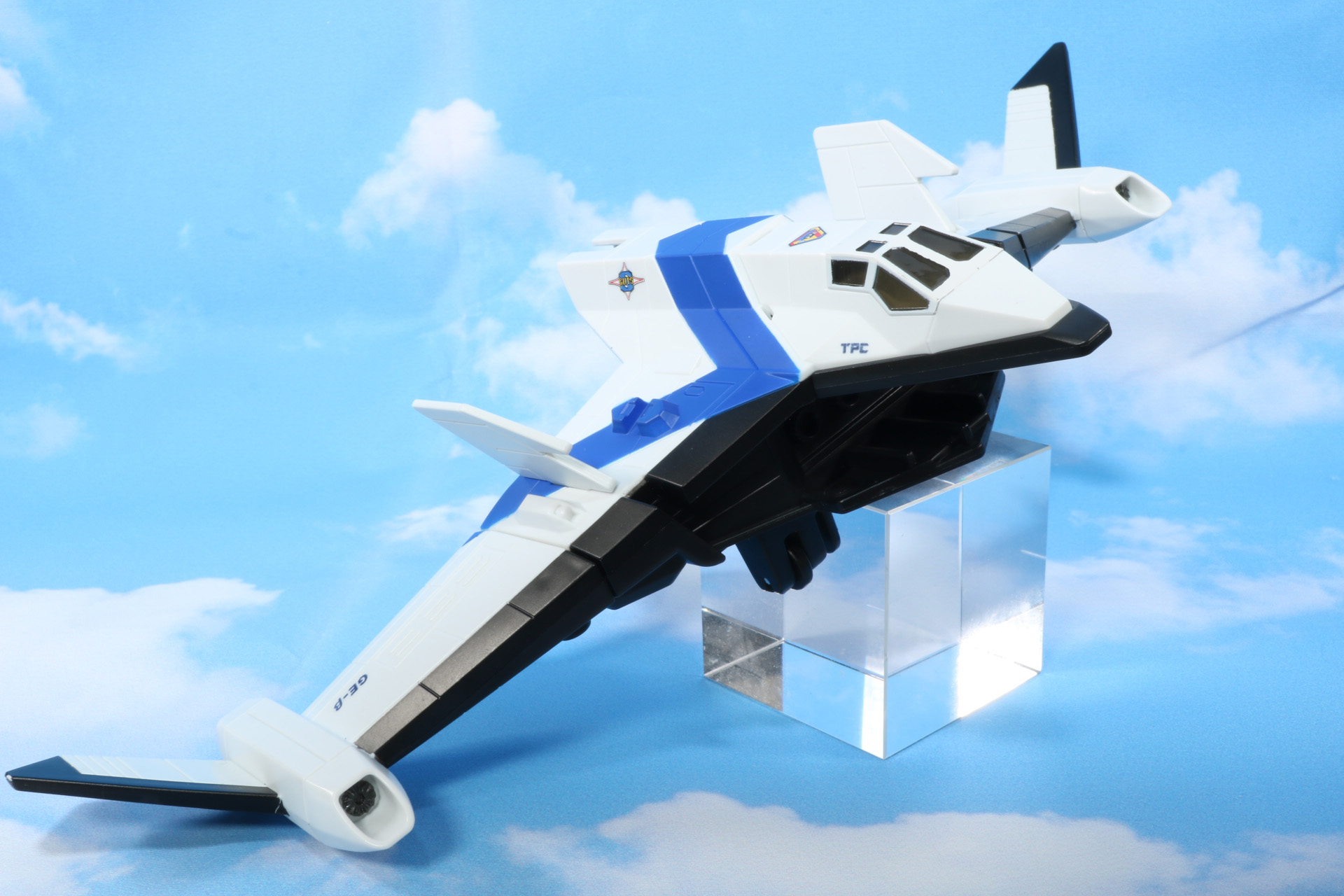 β（ベータ）号