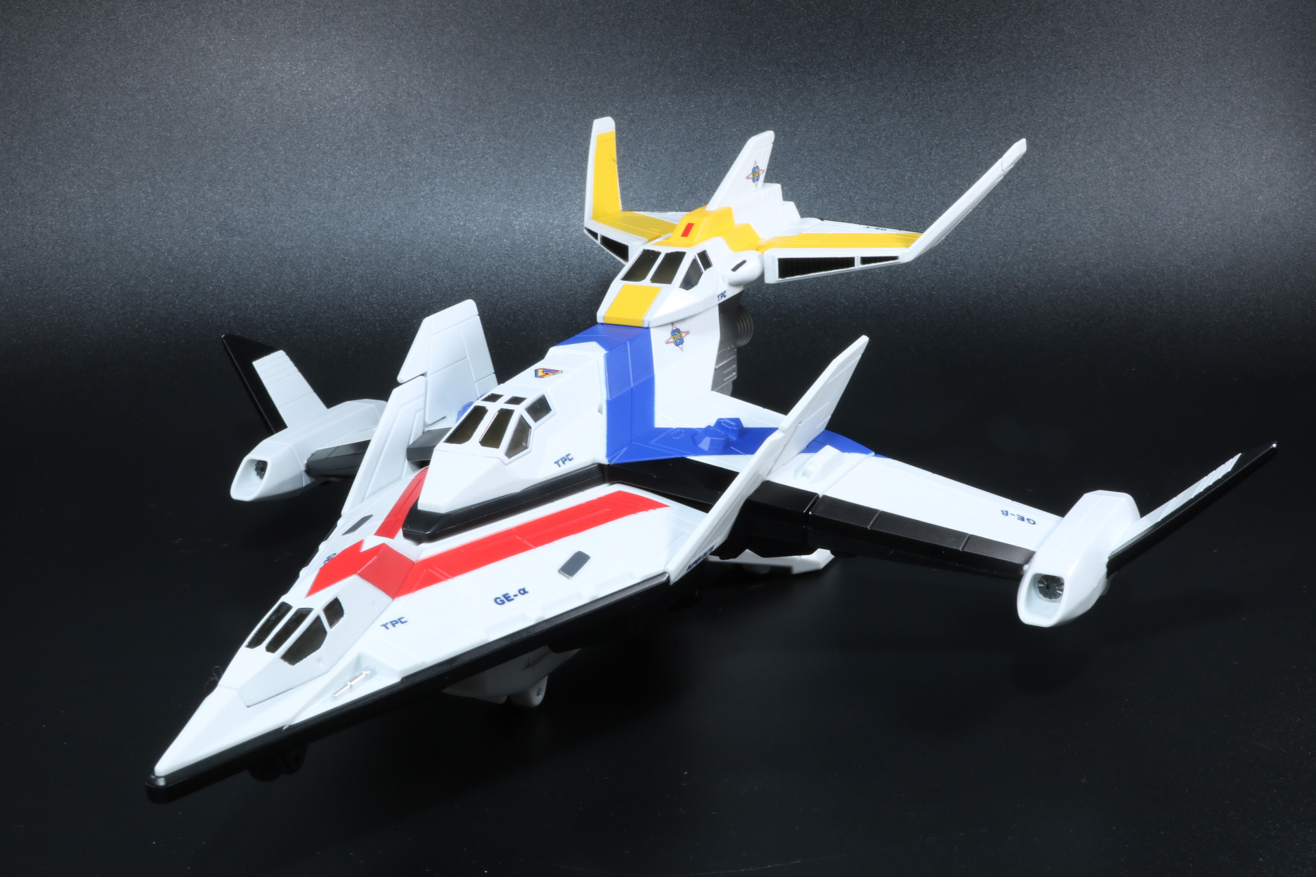 「ウルトライドクロニクル」シリーズの「ガッツイーグル」