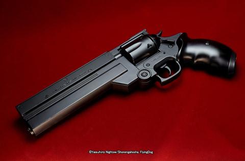 アニメ「トライガン」よりヴァッシュやナイブズの銃が水鉄砲で登場
