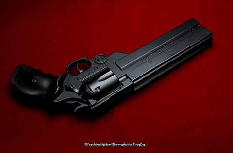 アニメ「トライガン」よりヴァッシュやナイブズの銃が水鉄砲で登場