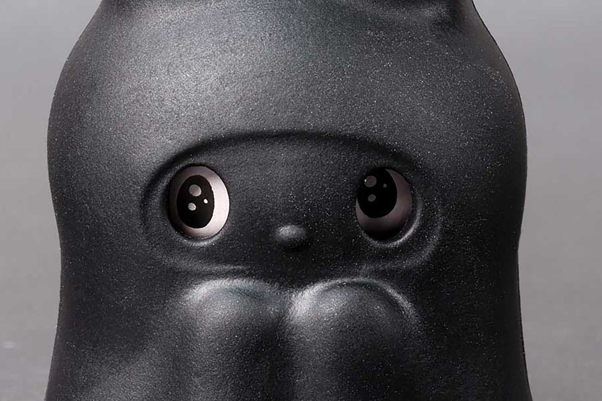 シーツパーツの隙間から見える目がかわいい