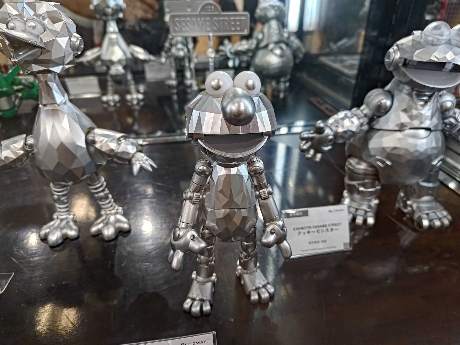 CARBOTIX SESAME STREET エルモ（価格：未定）