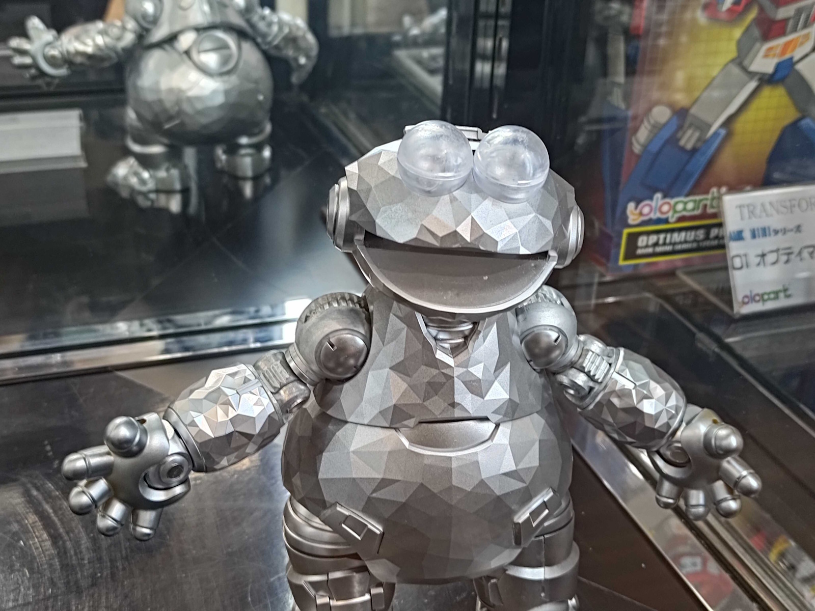 CARBOTIX SESAME STREET クッキーモンスター（価格：未定）