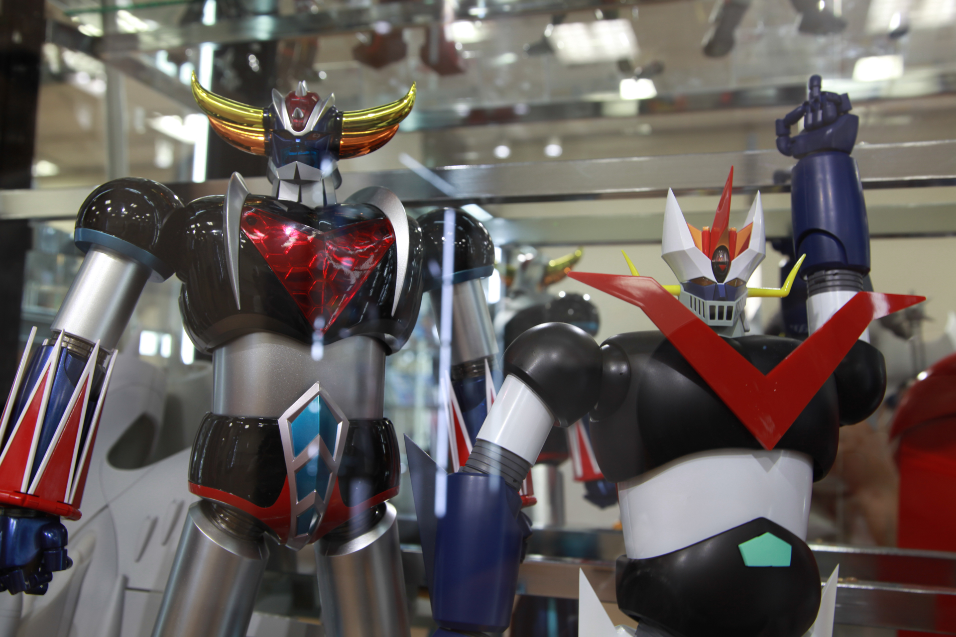 グレートマジンガーとグレンダイザーが並ぶ姿も良い