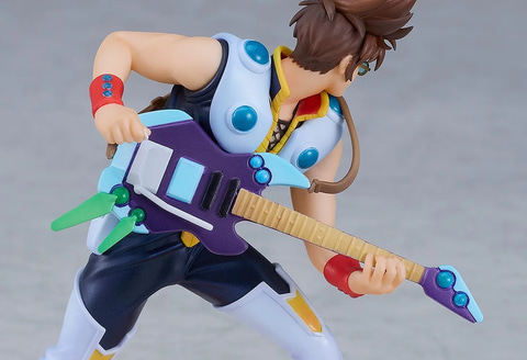 マクロス7」より「VF-19改ファイヤーバルキリー」と「熱気バサラ」が マクロス7」より「VF-19改ファイヤーバルキリー」と「熱気バサラ」が