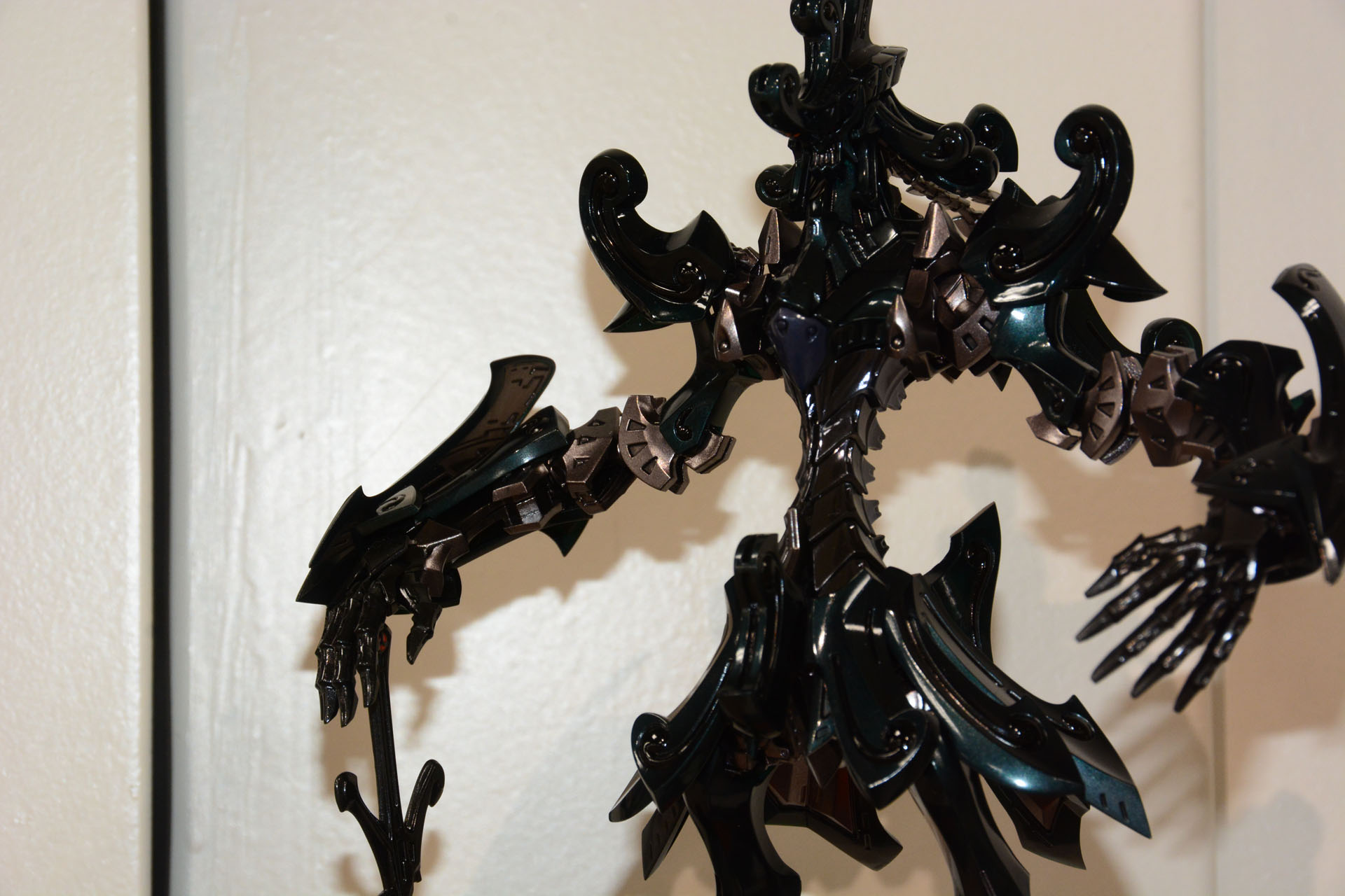 上の展示も細かく塗装が行われている