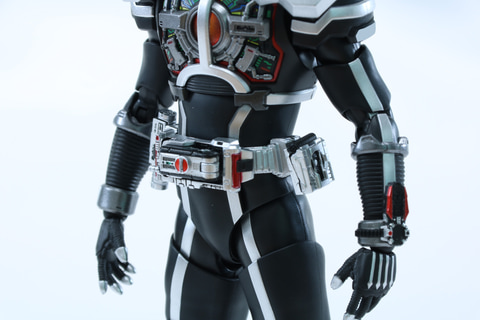 K*︎様 SH figuarts 　仮面ライダーファイズ　アクセルフォーム　真骨 開催記念商品／事後抽選】S.H.Figuarts（真骨彫製法） 仮面