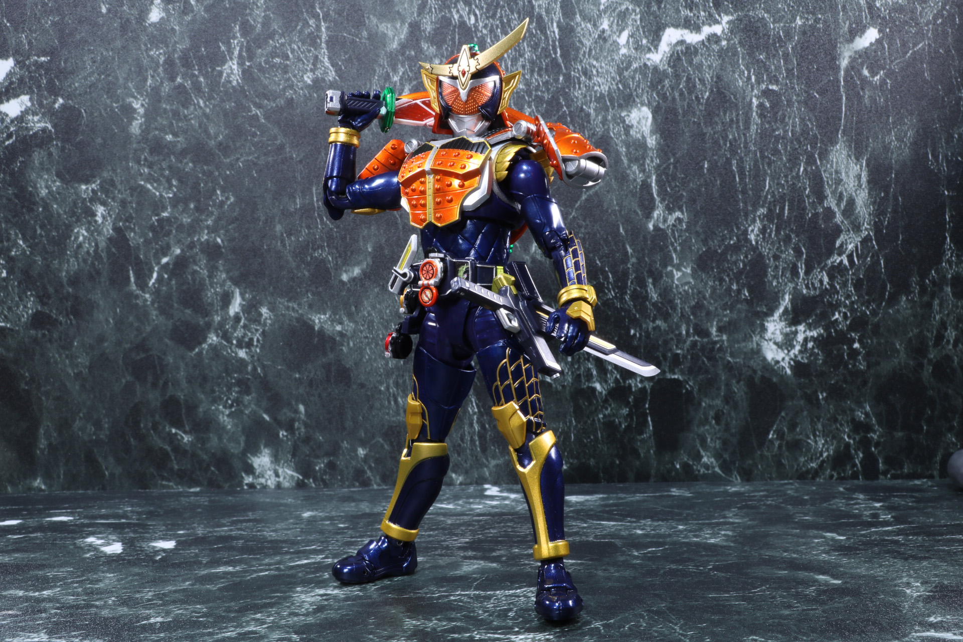 「S.H.Figuarts（真骨彫製法） 仮面ライダー鎧武 オレンジアームズ」