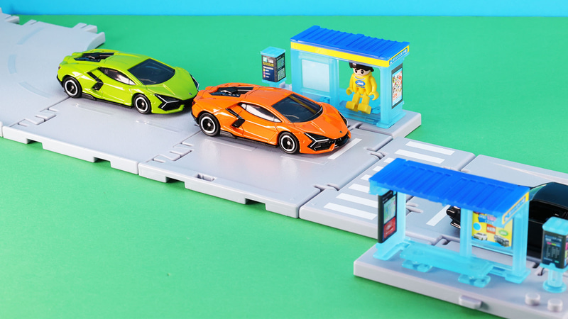 街中でレヴエルトを見かけたバスを待つお客さん大興奮！