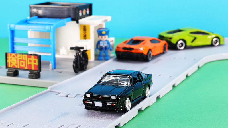 覆面パトカーなのか!?現場へ急行します！