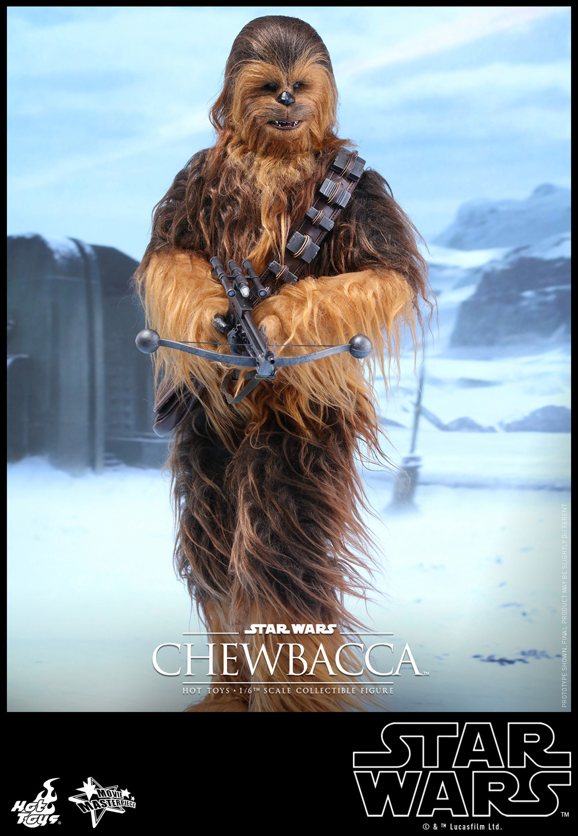 画像はホットトイズの「ムービー・マスターピース『スター・ウォーズ／フォースの覚醒』　チューバッカ」。「トランスフォームウォーターガン」はチューバッカの銃を思わせる