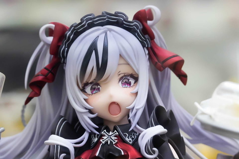 アルター あみあみ限定版　アズールレーン エルベ 見せ場訪れず？ ポスター付き アズールレーン』より「エルベ」のフィギュアが「慌て」フェイス