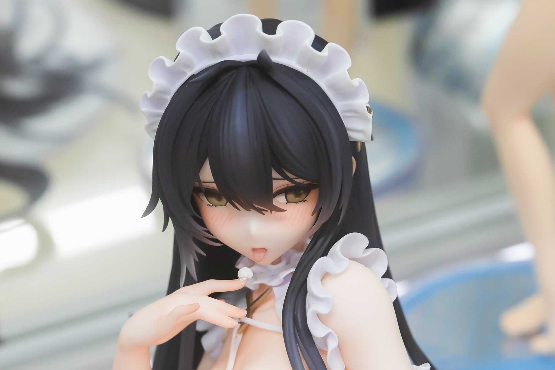 ペロッと舌を出しているところもかわいい