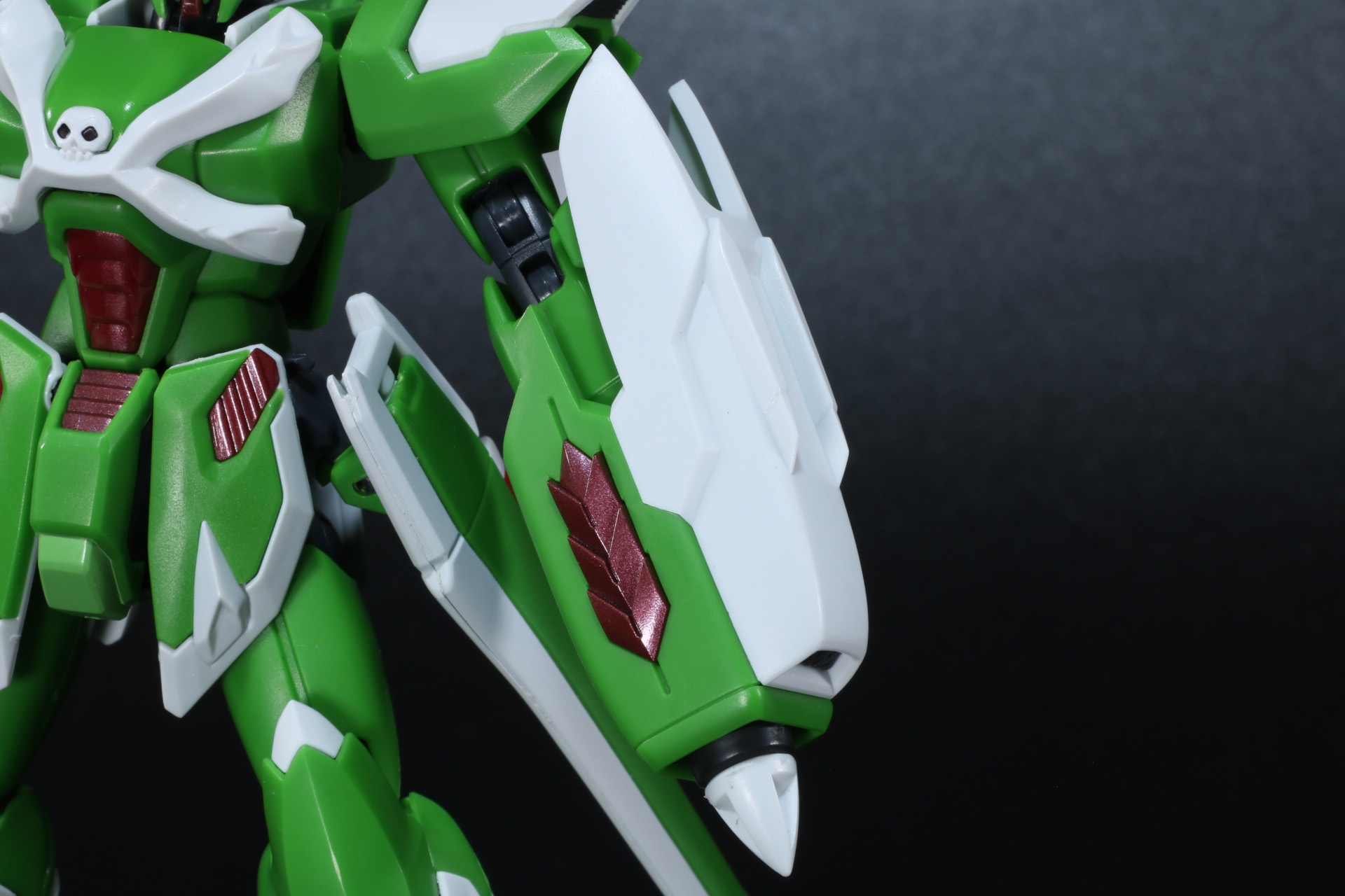 左腕部に「ノーズローター」を装着