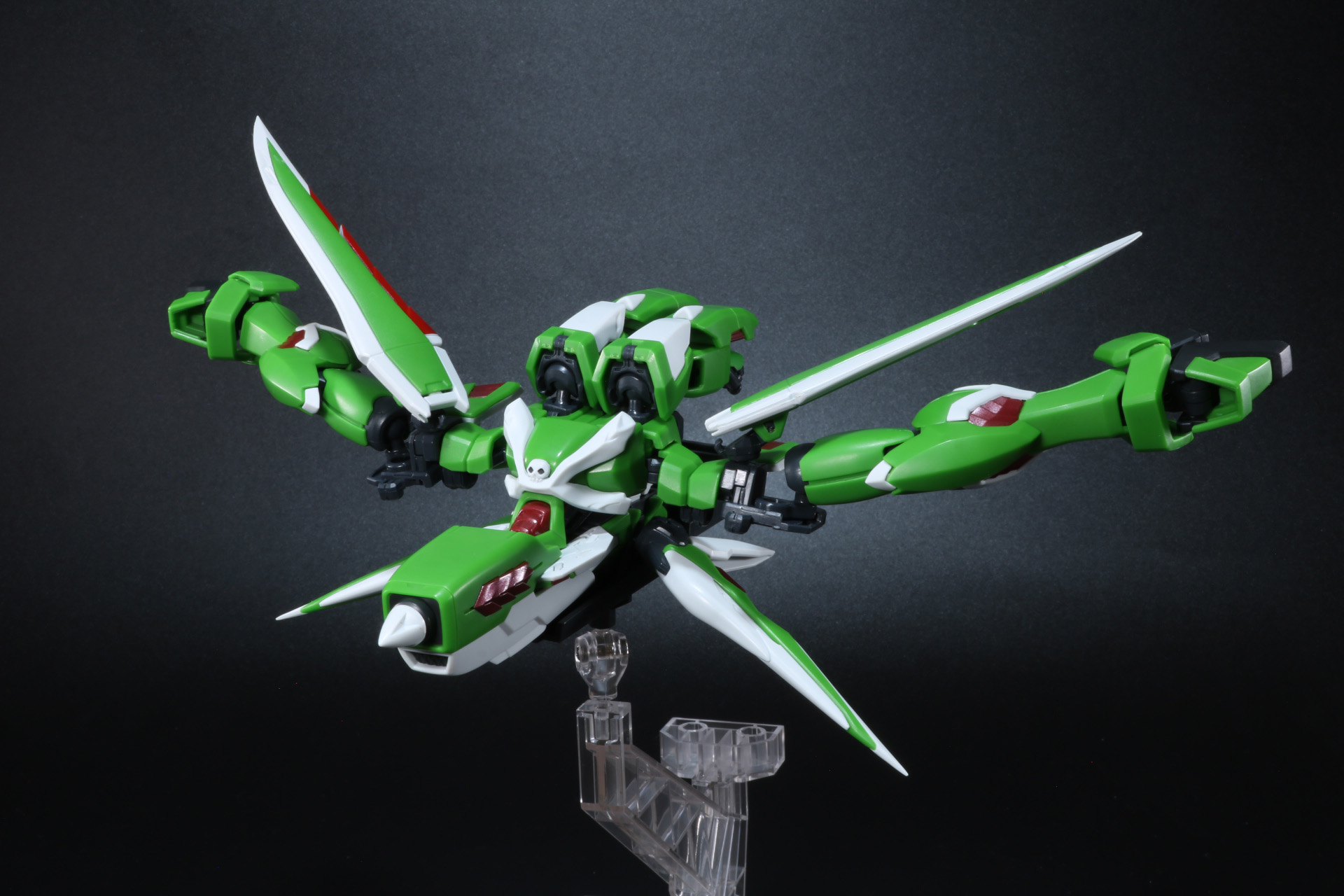 「ノーズローター」を装備した「ファントムガンダムV2」の蜃気楼鳥（ミラージュワゾー）