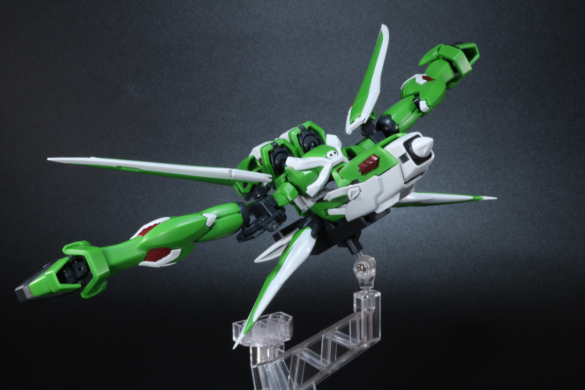 3連ビームマシンガンエフェクトパーツで機銃のような攻撃描写も表現できる