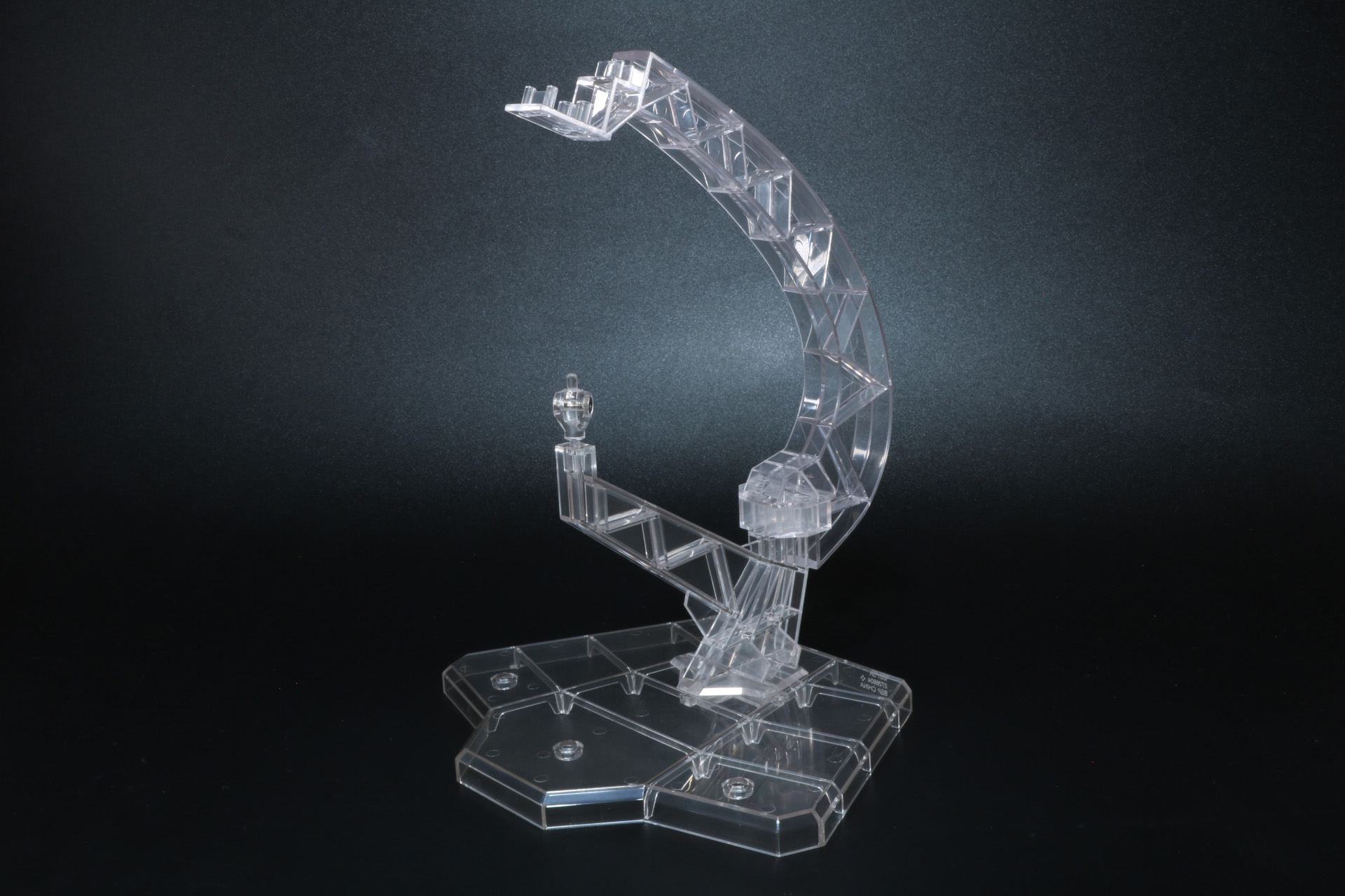 後部に支柱を追加し、上部に「蜃気楼鳥（ミラージュワゾー）」のディスプレイができる