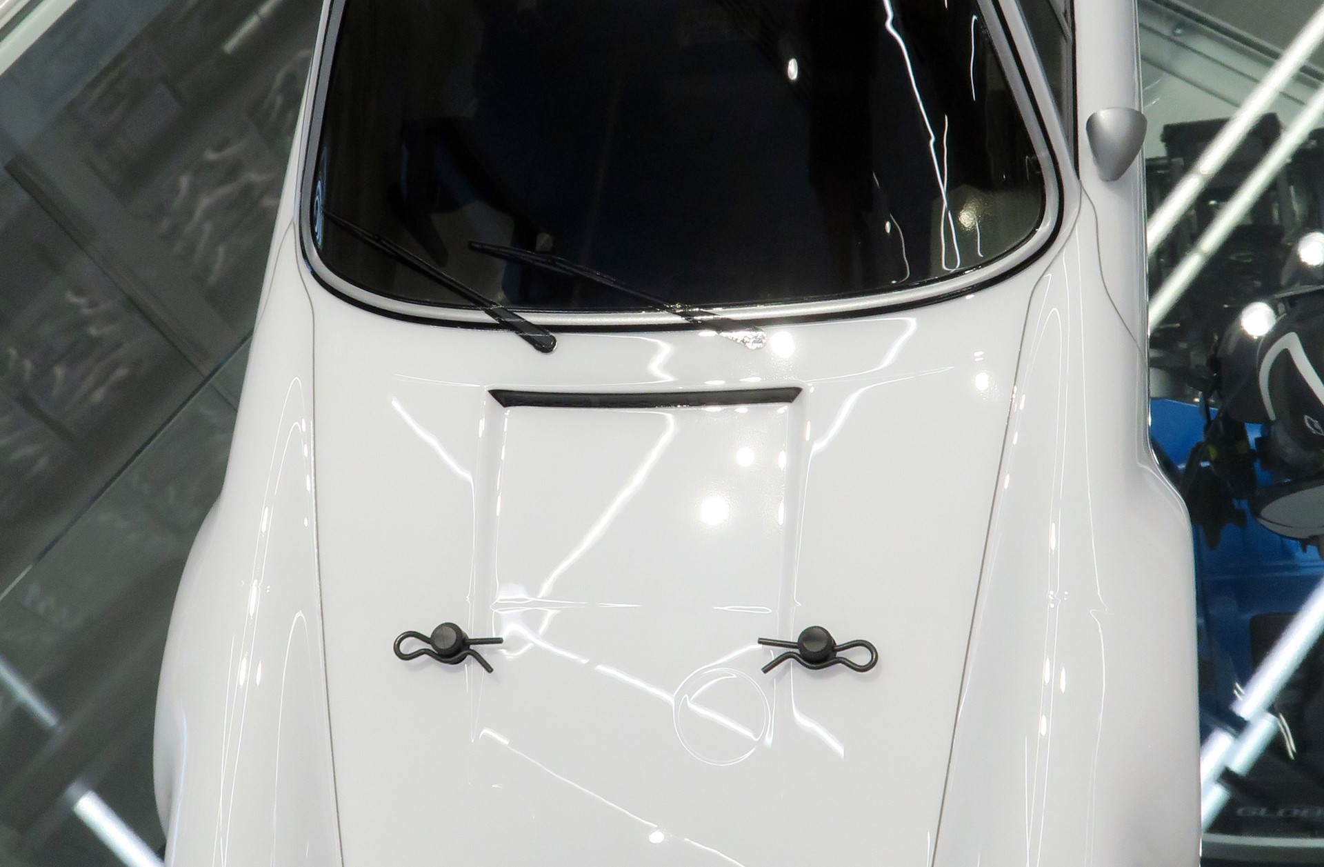 フロントエアダム中央のオイルクーラー