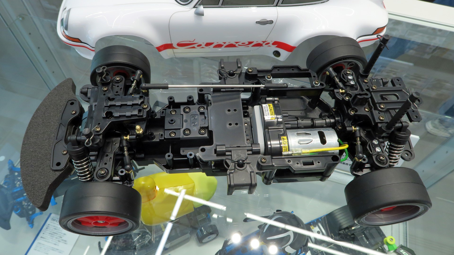 「BT-01」シャーシ※写真はRC装置未搭載の状態