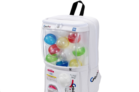 初代 しょいガチャ Showy Gacha カプセルトイ タカラトミー 背中にいつもガチャ。あのガチャマシンを背負って出かけてみませんか