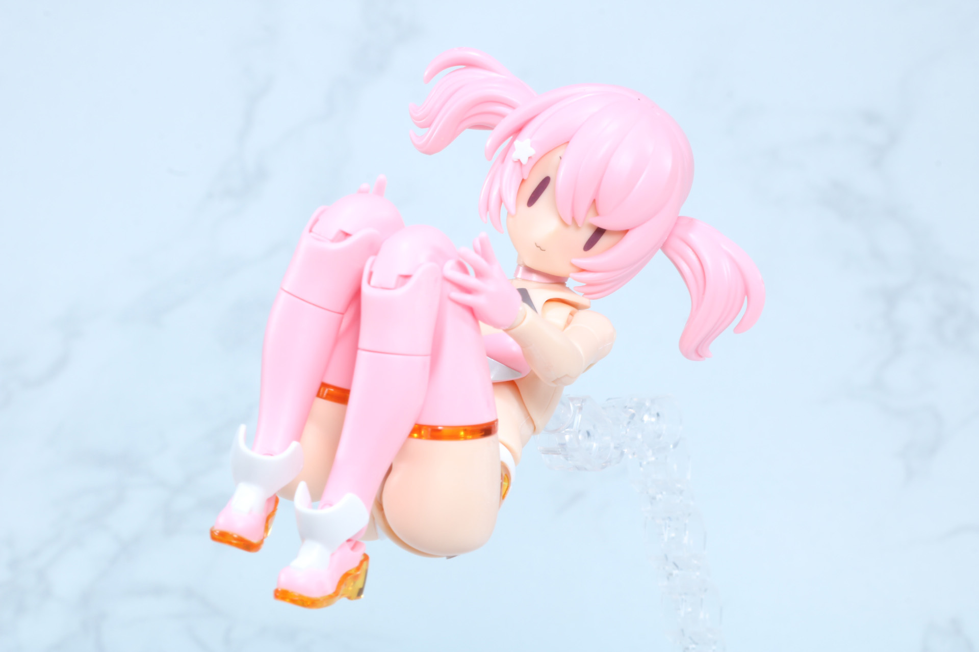 丸くなった姿勢